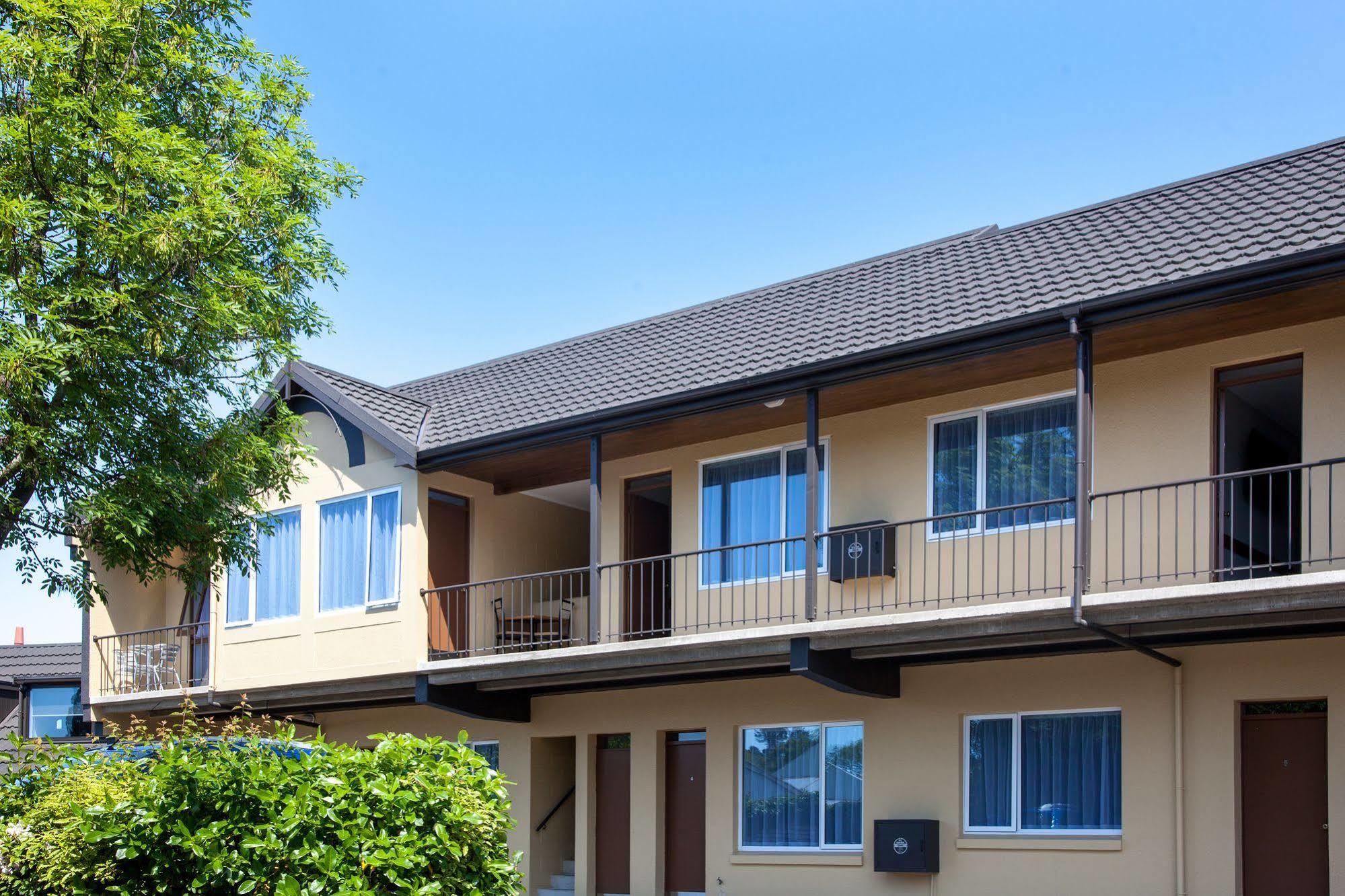 Dunedin Motel And Villas Exterior photo